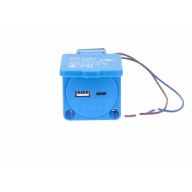 TOMADA ENCASTRAR ESTANQUE (1x USB A + 1x USB C) 5V/ 2,1A DC IP54