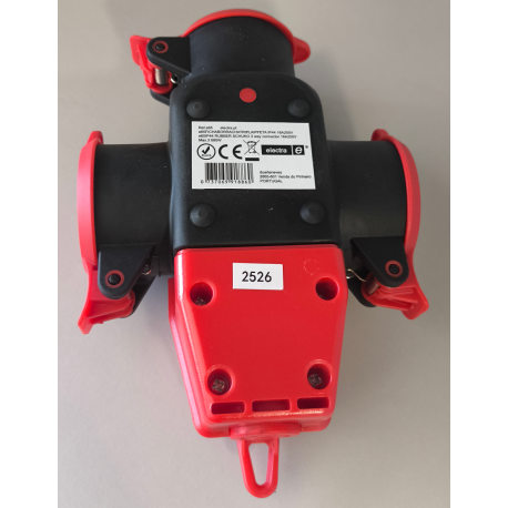 e65 FICHA BORRACHA TRIPLA PRETA IP44 16/250